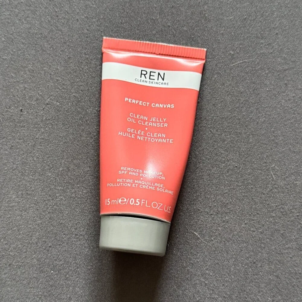⚡ 3/$15 | NEW REN Perfect Canvas Clean Jelly Oil Face Cleanser, 15 ml/0.5 fl oz